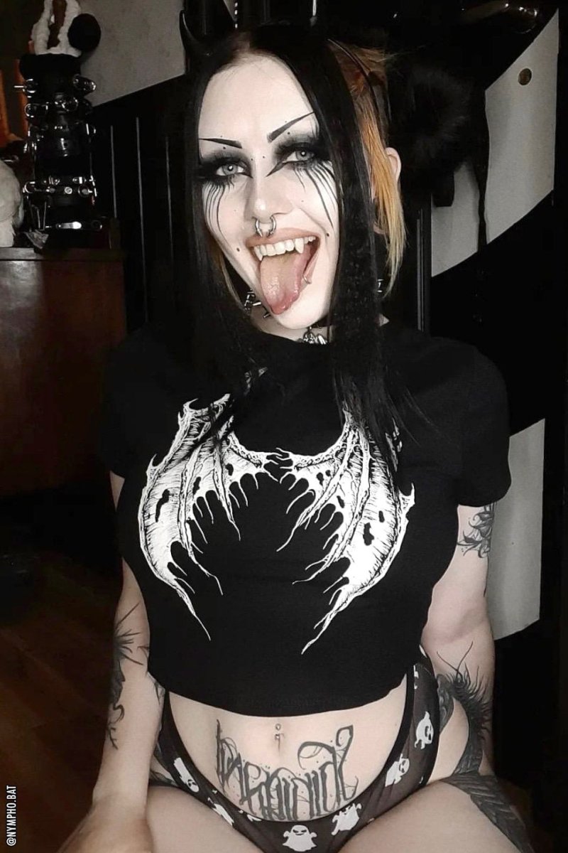 画像11: Broken Batwings Crop Top / クロップ丈 / Ｔシャツ【VampireFreaks】 (11)