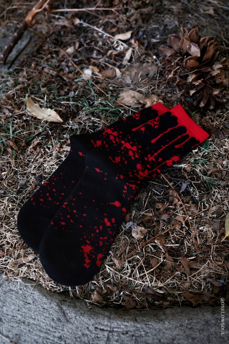画像6: Murder Mystery Blood Splatter Socks / ソックス【VampireFreaks】 (6)