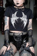 画像1: Broken Batwings Crop Top / クロップ丈 / Ｔシャツ【VampireFreaks】 (1)