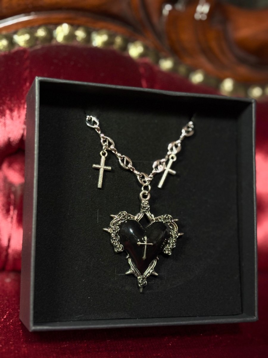 画像2: Multi-Cross Dark Lolita Spade Necklace / ネックレス【DARK IN LOVE】 (2)