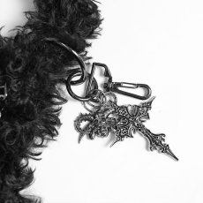 画像8: Plush Pentacle Chained Crossbody Bag / ショルダーバッグ【Devil Fashion】 (8)
