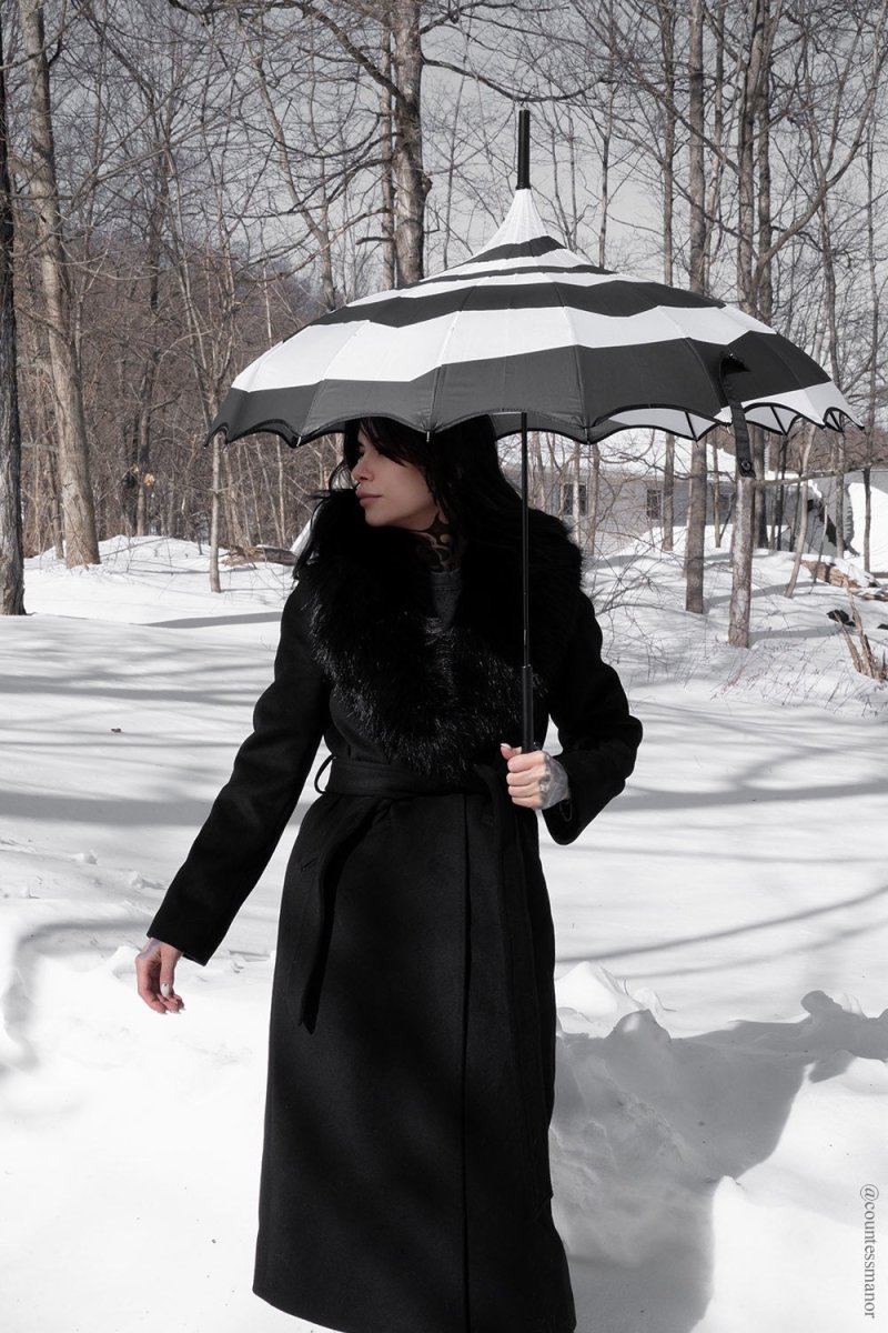 画像4: Batwing Pagoda Umbrella / SPOOKY SPIRAL / パゴダ傘【VampireFreaks】 (4)