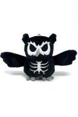 画像2: Skelehoot Owl Plush Keychain / ぬいぐるみキーホルダー【VampireFreaks】 (2)