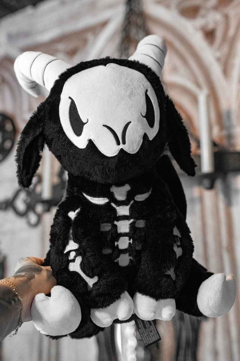 画像2: Skelegoat Plush Toy / ヤギ / ぬいぐるみ【VampireFreaks】 (2)