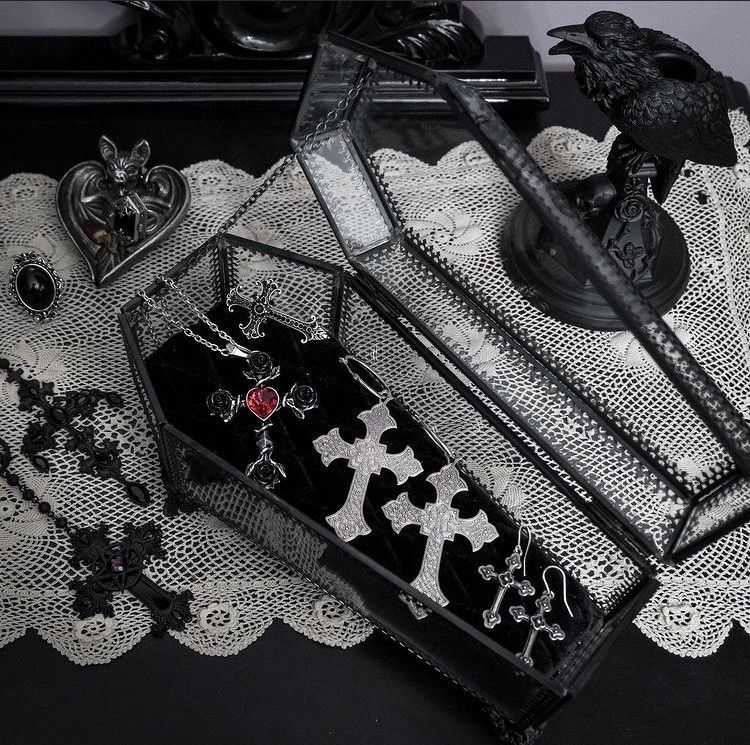Gothic Devotion Crosses/ピアス【Alchemy Gothic】 | Spider
