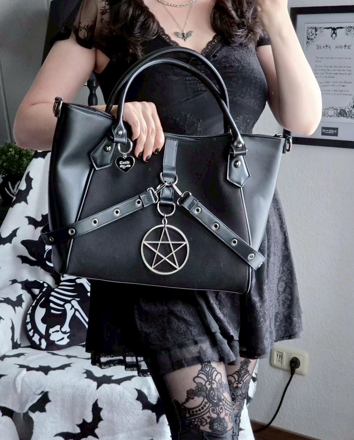 OBLIVION DUST ナイロン 手提げバッグ エコバッグ IN OBLIVION WE TRUST TOTE BAG / ハンドバッグ【Banned Apparel