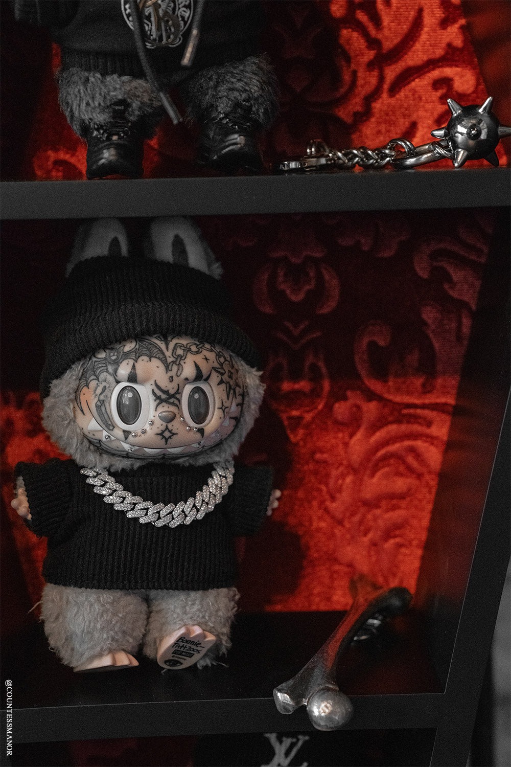 Haunted Mansion Coffin Shelf / Red Velvet / 棺型シェルフ