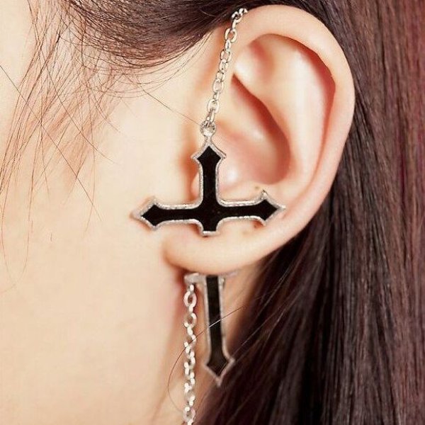 Impalare Cross/ピアス【Alchemy Gothic】 Spider Rock Web