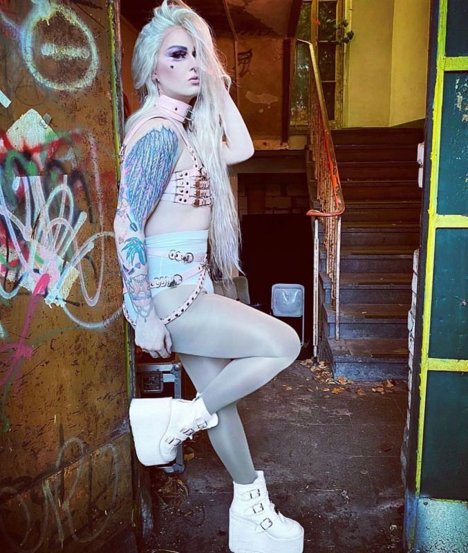 swing 105 demonia white